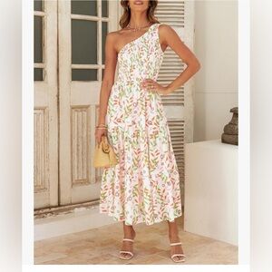 NWT, M, Bohemian Summer Floral One
Shoulder Sleeveless Smocked Long Midi Dress